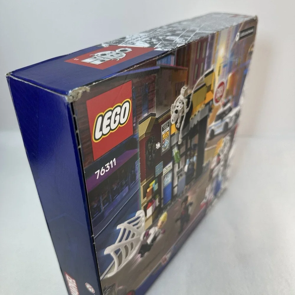 LEGO Super Heroes: Spider-Verse: Miles Morales Vs. the Spot (76311)